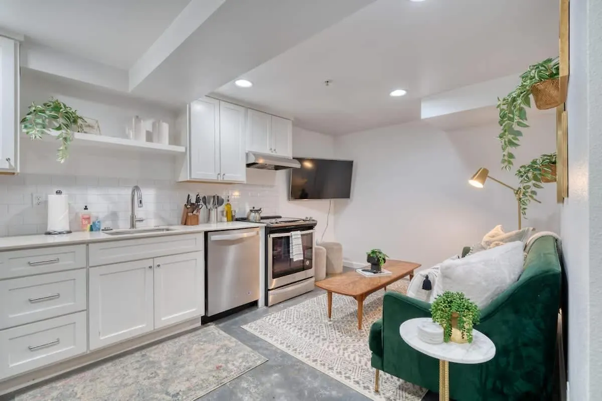 Stay Portland - Underground Mid-Century Hideaway In Laurelhurst Apartment